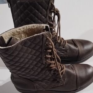 Time and Tru Dark Brown Quilted Lace-Up Boots